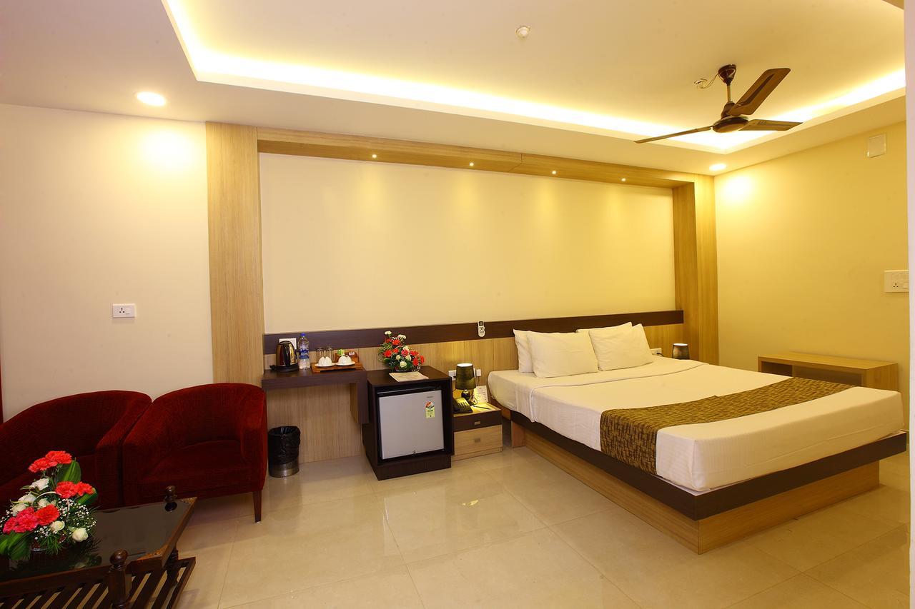 Trichur Towers Thrissur Exterior foto